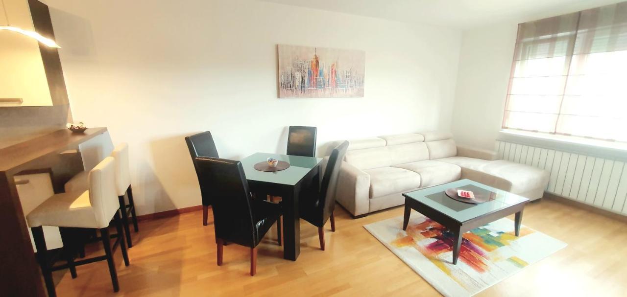 nanna apartment Zagabria Esterno foto